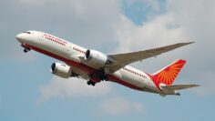 960px-Air_India_Boeing_787-8_Dreamliner_VT-ANG_departs_London_Heathrow_Airport_2ndJuly2014_arp.jpg