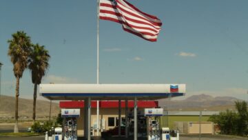 loggawiggler-gas-station-4528